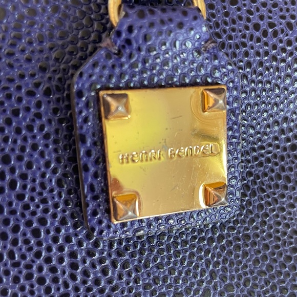 Henri Bendel Carlyle Caviar Bag - Picture 6 of 14